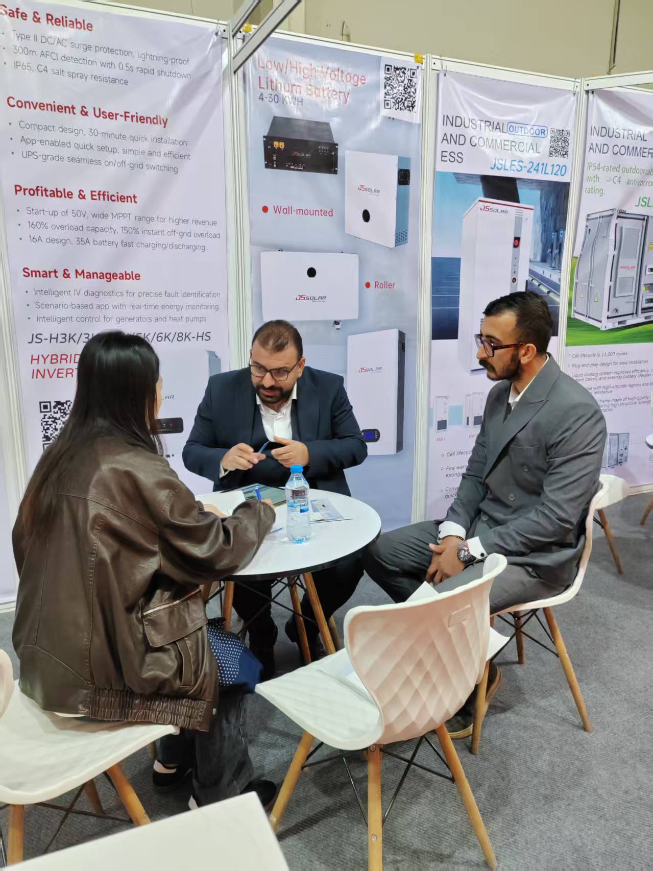 jssolar product display